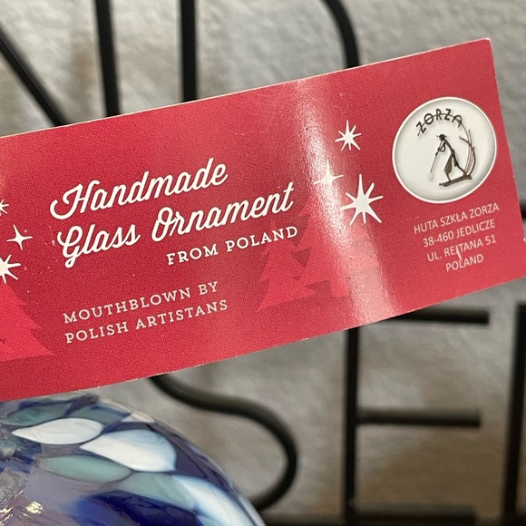 Zorza handmade glass ornament with hanger - Picture 7 of 10